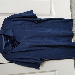 Van Heusen Studio 1/4 button shirt